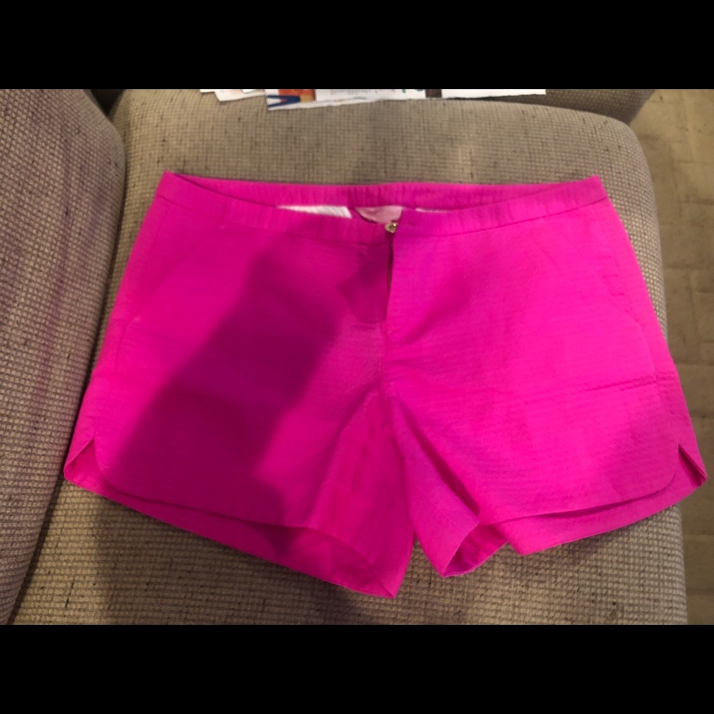 Lilly Pulitzer hot pink shorts